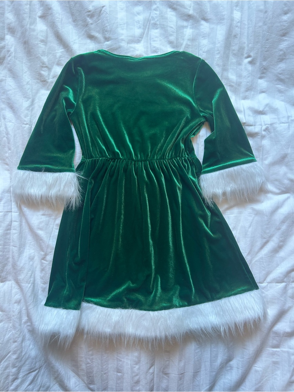 Holiday Time Bright Green Velvet Scoop Neck Dress - Picture 2 of 4